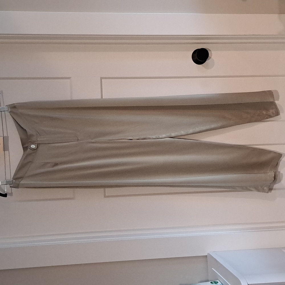 NWT Celadon Wide Leg Silk Trousers (Celadon/Sage Green) - Silk Maison - Picture 6 of 11